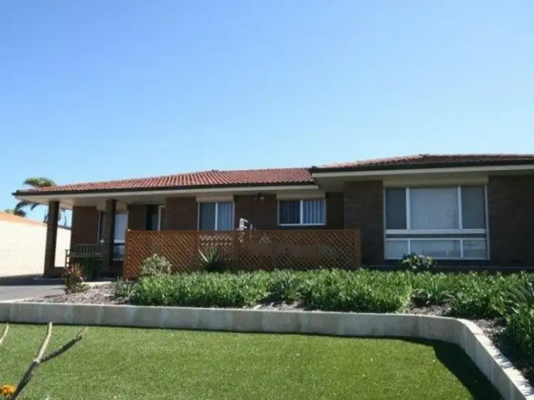 15 Watterson Road, Tarcoola Beach WA 6530