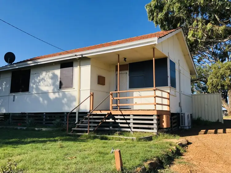 327 Banksia Street, Rangeway WA 6530