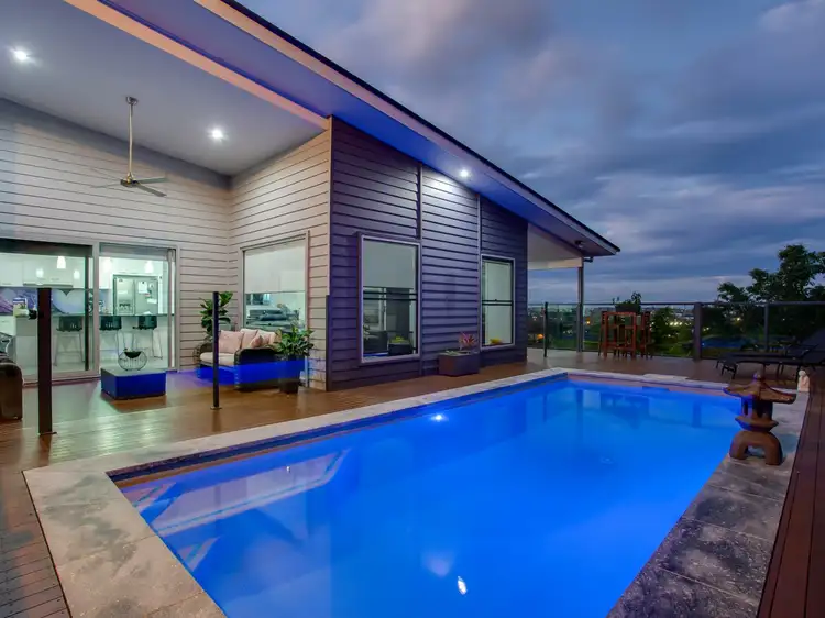 12 Therese Mary Ave, Carrara QLD 4211
