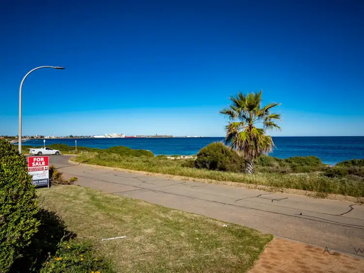 Fifth view of Homely house listing, 10 Kempton Street, Bluff Point WA 6530