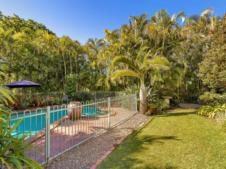 26 Thredbo Drive, Worongary QLD 4213