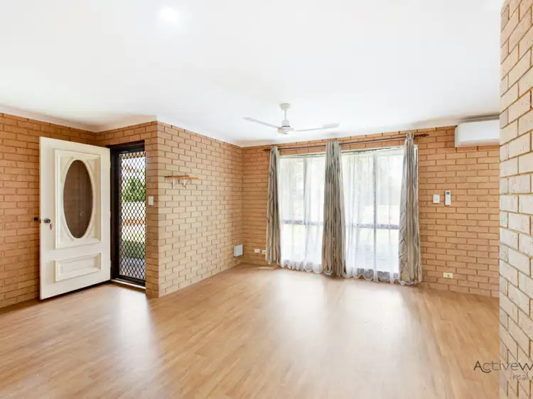 Second view of Homely house listing, 21 Pinyali Way, Waggrakine WA 6530