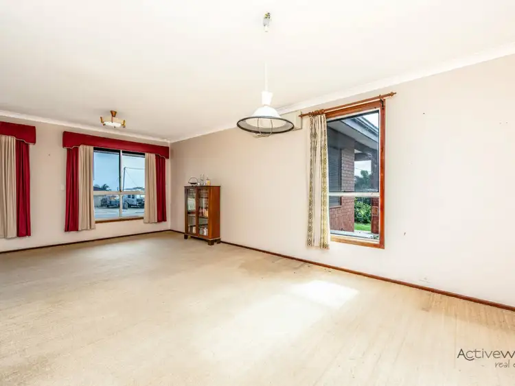 Fifth view of Homely house listing, 11 Poole Close, Mount Tarcoola WA 6530