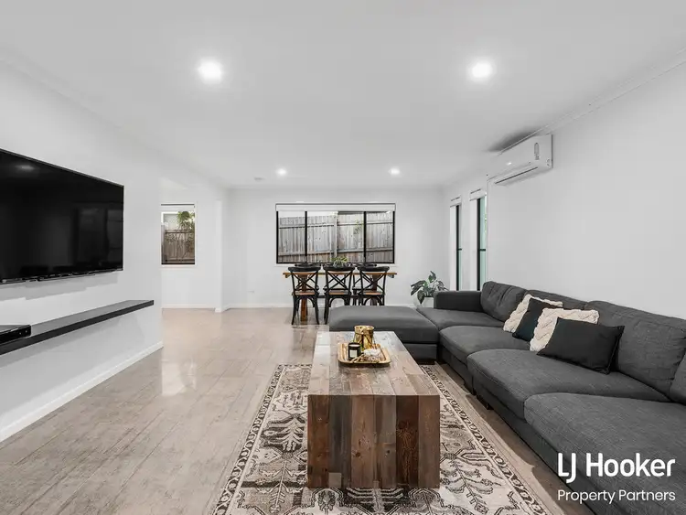 Third view of Homely house listing, 9 Curringa Street, Mansfield QLD 4122