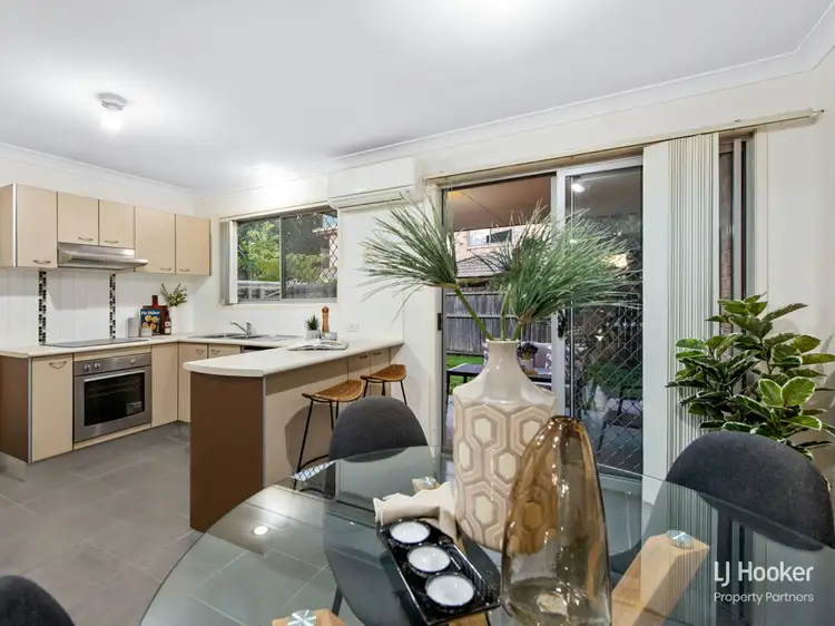 2/2 Rory Court, Calamvale QLD 4116