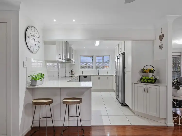 Second view of Homely house listing, 4 Valentia Street, Mansfield QLD 4122