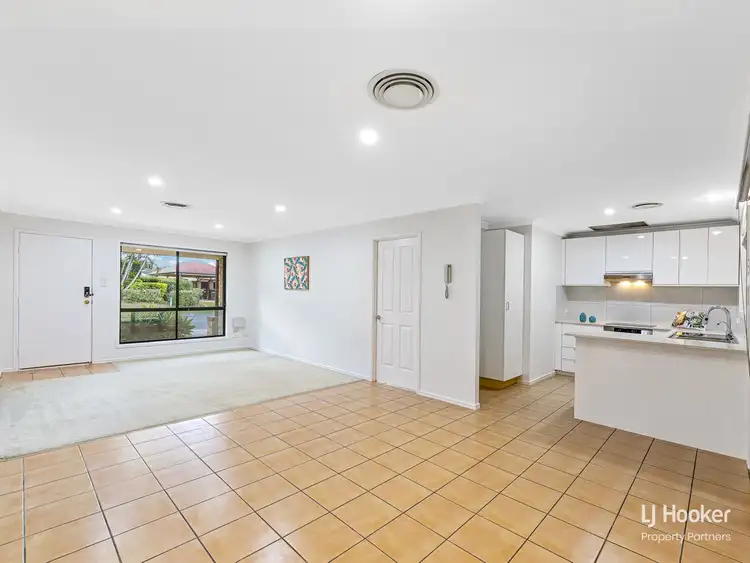 Fifth view of Homely villa listing, 2/8 Honeysuckle Way, Calamvale QLD 4116