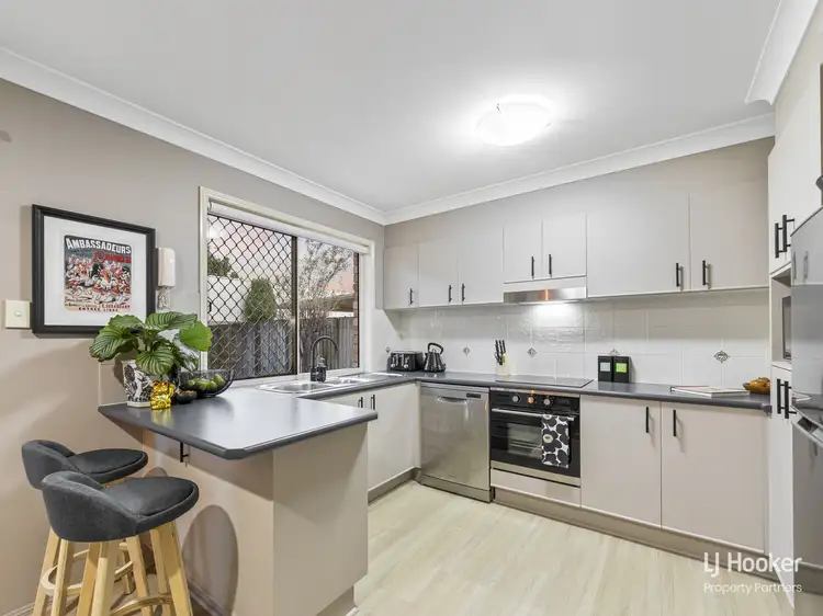 Fourth view of Homely townhouse listing, 27/27 Camille Crescent, Wynnum West QLD 4178