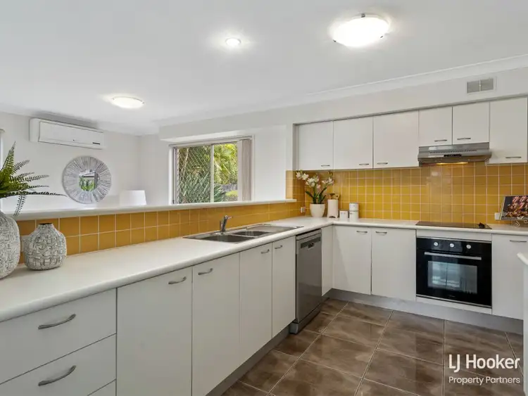 Third view of Homely townhouse listing, 39 Earnshaw Street, Calamvale QLD 4116