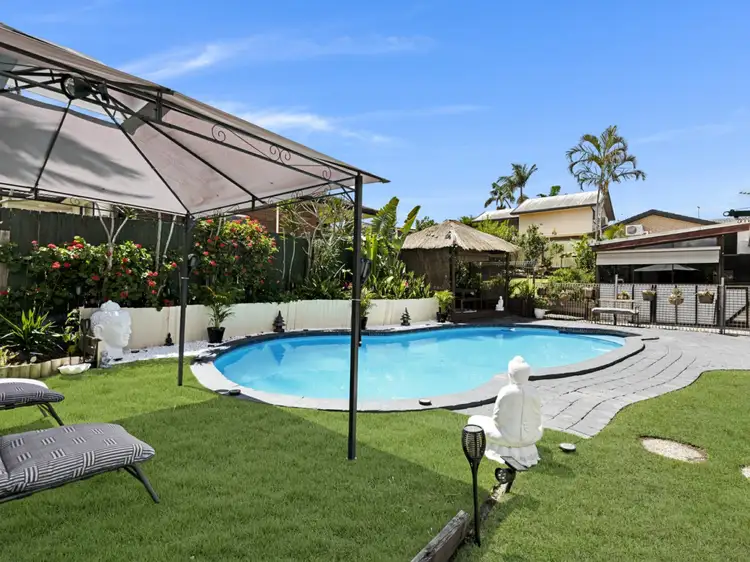 27 Pappas Way, Carrara QLD 4211