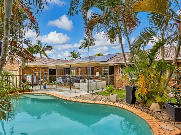 140 Mildura Drive, Helensvale QLD 4212