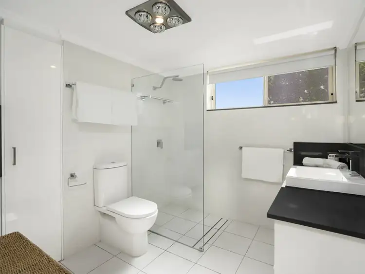 Sixth view of Homely unit listing, 1/27 Stephens Street, Burleigh Heads QLD 4220