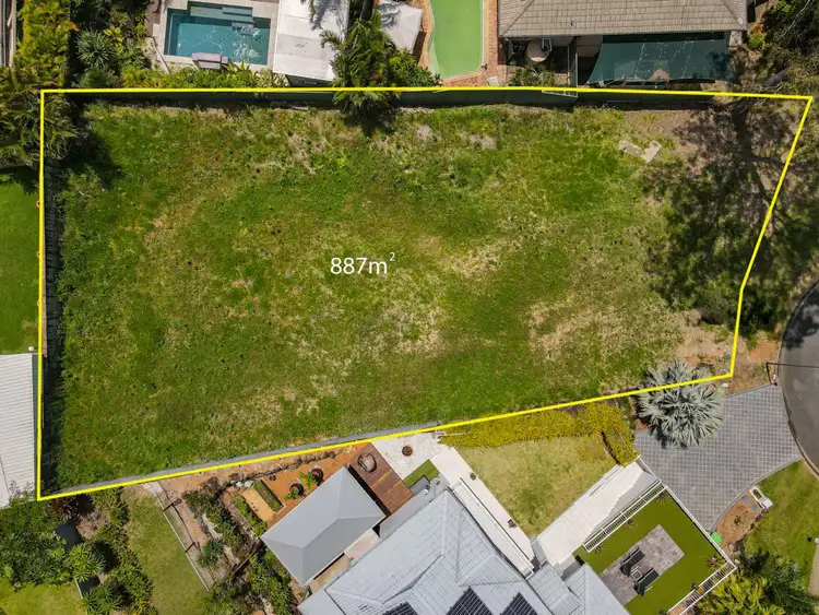 5 Bretton Court, Carrara QLD 4211