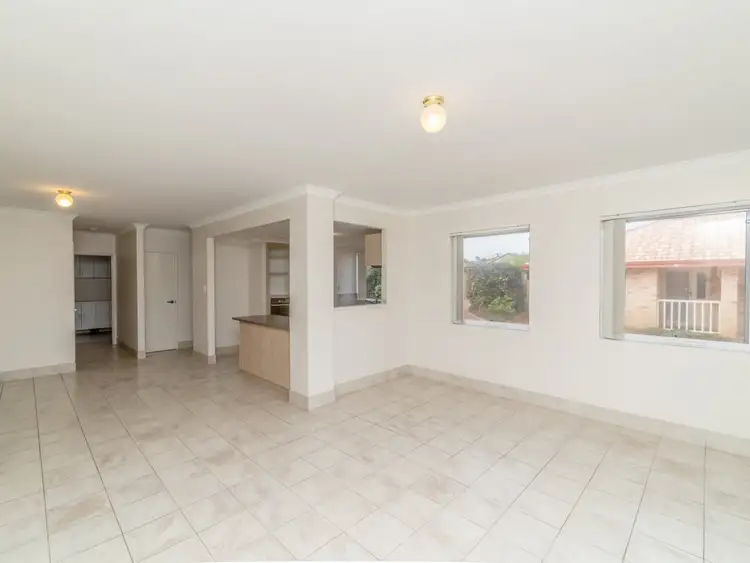 Sixth view of Homely house listing, 11/323-325 Willcock Drive, Tarcoola Beach WA 6530