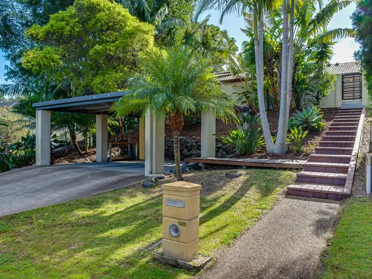 28 Plateau Crescent, Carrara QLD 4211