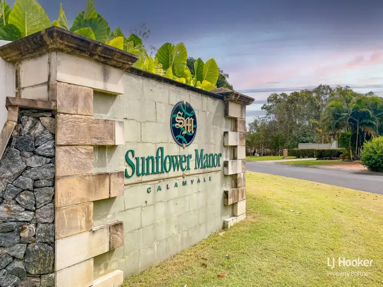 Second view of Homely house listing, 10 Semper Place, Calamvale QLD 4116