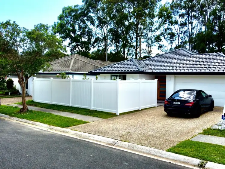 5 Seville Circuit, Burleigh Waters QLD 4220