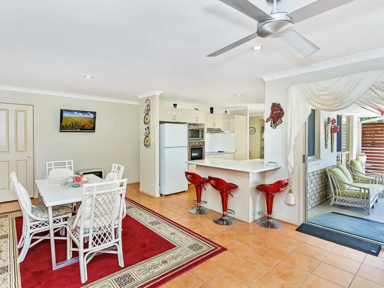 Fourth view of Homely house listing, 2 Leila Court, Mudgeeraba QLD 4213
