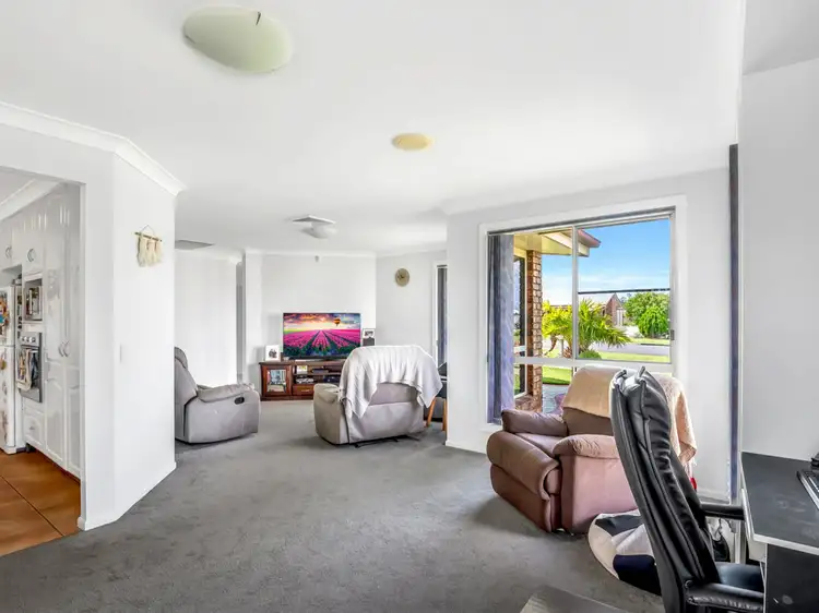 Fifth view of Homely house listing, 2 Finch Street, Warwick QLD 4370