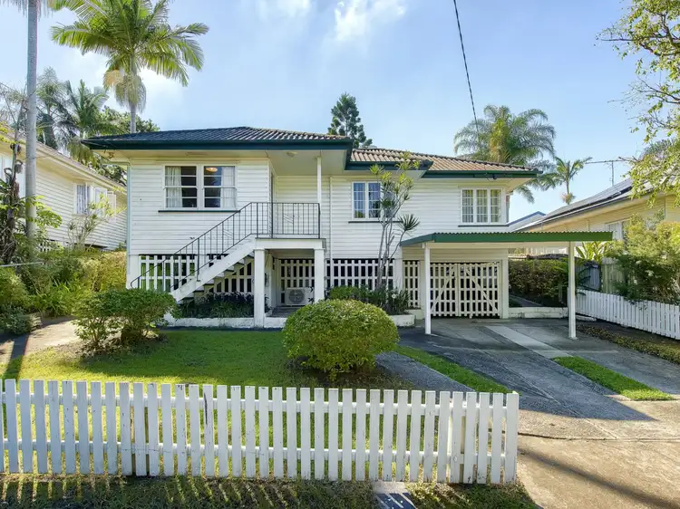 30 Walker Street, Coorparoo QLD 4151