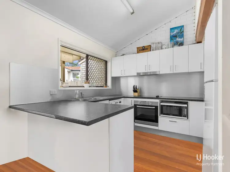 Fourth view of Homely townhouse listing, 2/38 Lani Street, Wishart QLD 4122