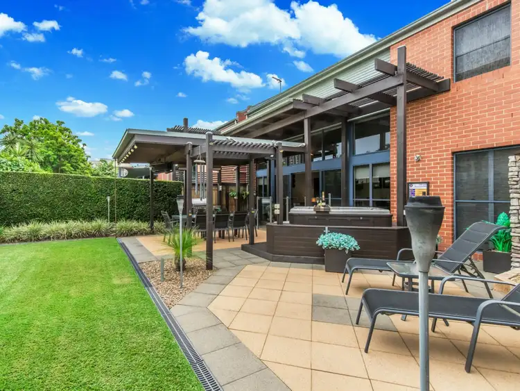 7 Lonsdale Place, Varsity Lakes QLD 4227