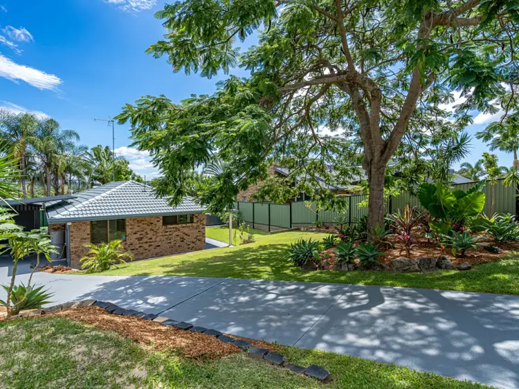 9 Pleasant Court, Carrara QLD 4211