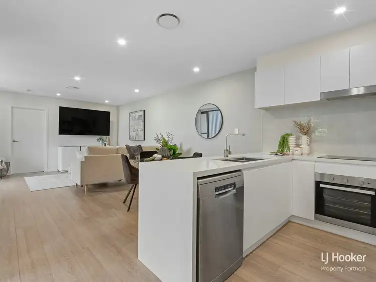 Fifth view of Homely apartment listing, 203/35-37 Lindwall Street, Upper Mount Gravatt QLD 4122