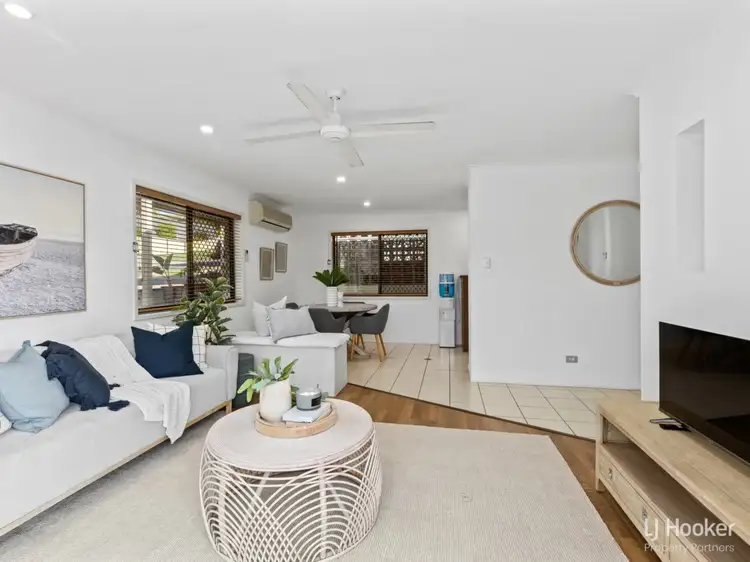 11 Jacqueline Avenue, Springwood QLD 4127