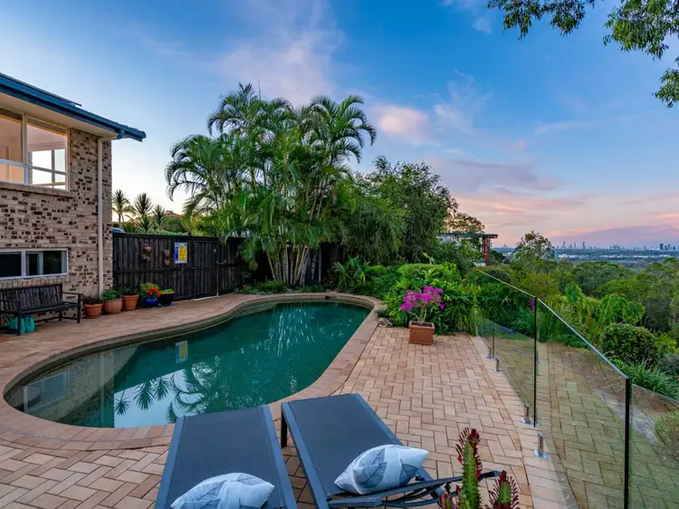 100-102 Strawberry Road, Mudgeeraba QLD 4213