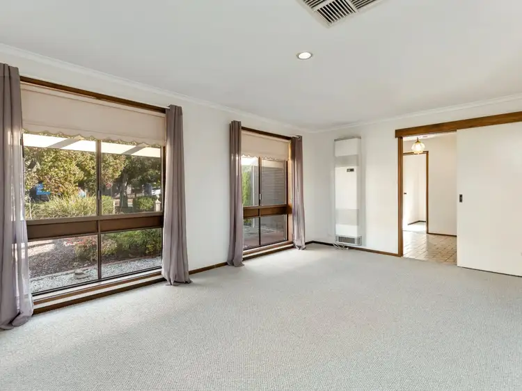 Second view of Homely house listing, 32 Gregory Crescent, Lake Albert NSW 2650
