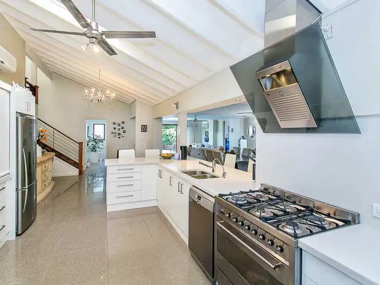 Second view of Homely house listing, 2/21 Tallai Road, Tallai QLD 4213