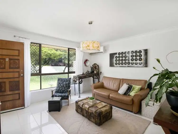 Fourth view of Homely villa listing, 8/9 Nineteenth Avenue, Palm Beach QLD 4221