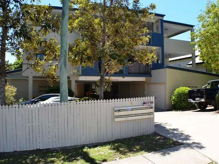 Unit 2/51 Junction Road, Clayfield QLD 4011