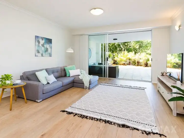 Second view of Homely unit listing, 4/253 Varsity Pde, Varsity Lakes QLD 4227