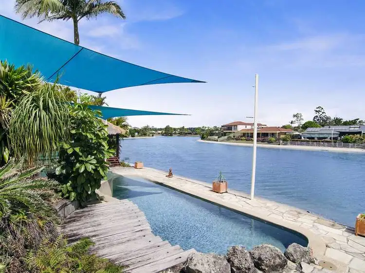 37 Murtha Drive, Elanora QLD 4221