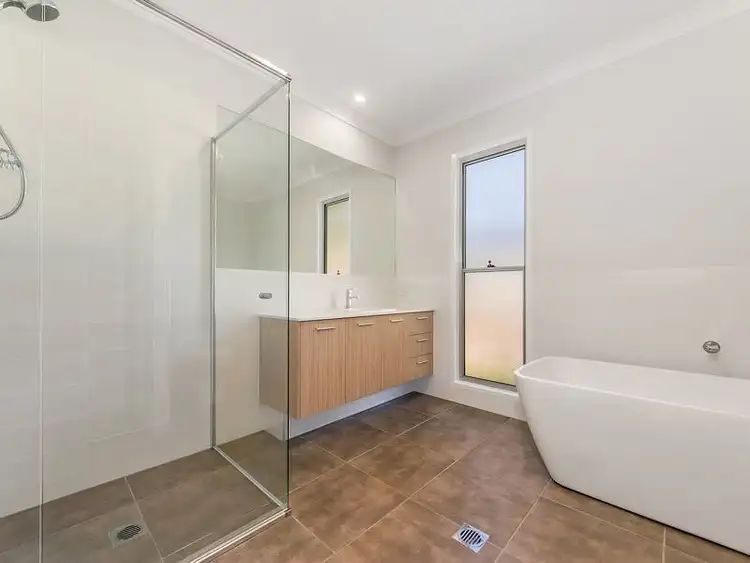 Sixth view of Homely house listing, 71 Peter Mills Drive, Gilston QLD 4211