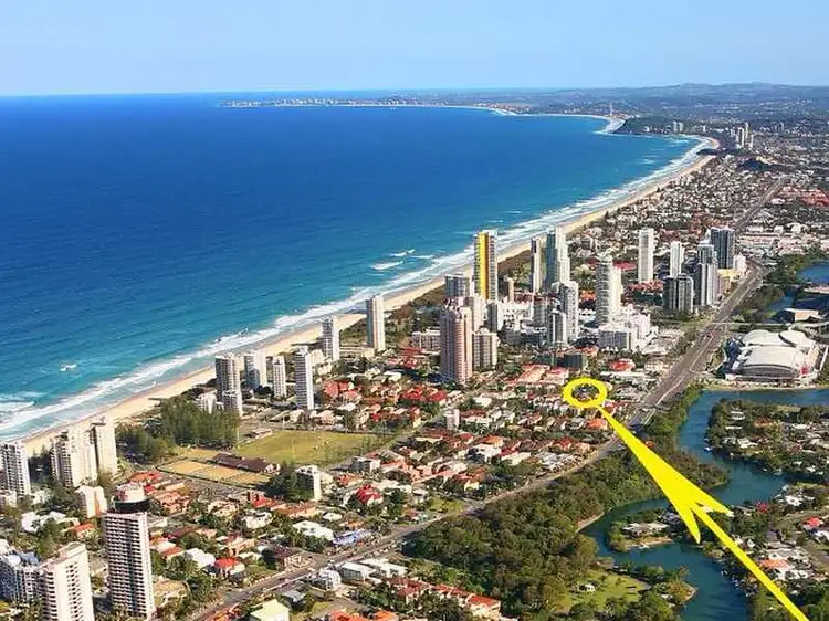 38 Australia Ave, Broadbeach QLD 4218