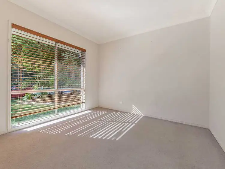 Seventh view of Homely house listing, 5 Napier Ct, Pacific Pines QLD 4211