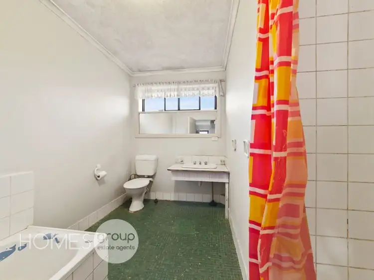 Fifth view of Homely unit listing, 1/1-3 Margrave Street, St Albans VIC 3021