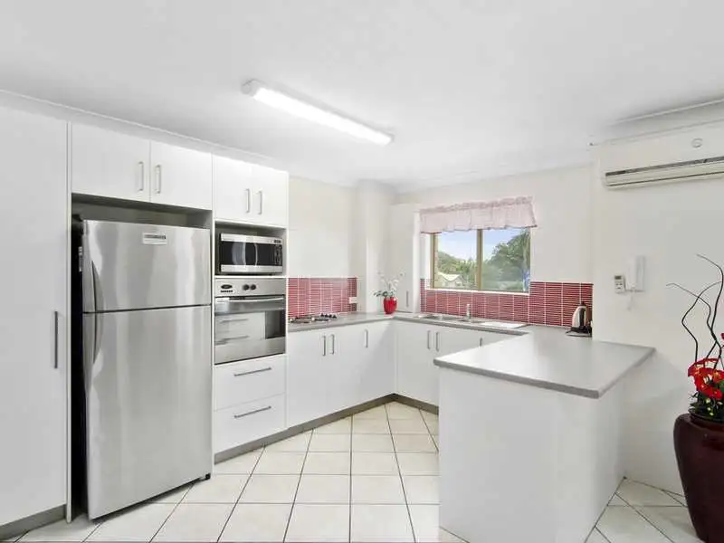 Main view of Homely unit listing, 2/29 Alinjarra Drive, Tugun QLD 4224