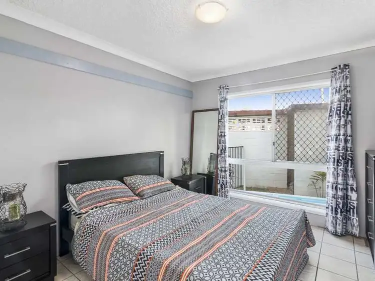 Sixth view of Homely unit listing, 2/49 Tallebudgera Drive, Palm Beach QLD 4221
