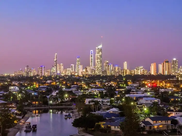 48/56 Hooker Blvd, Mermaid Waters QLD 4218