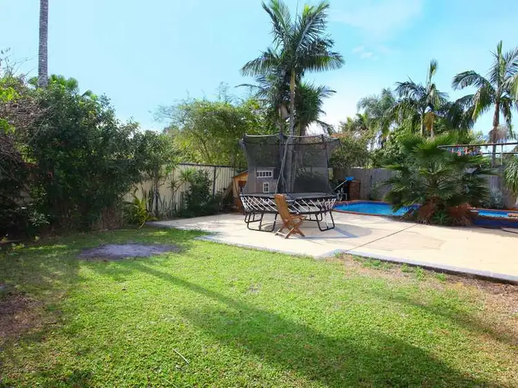 Seventh view of Homely house listing, 4 Davidson Pl, Carrara QLD 4211