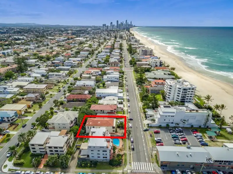 Main view of Homely unit listing, 1/30 Albatross Avenue, Mermaid Beach QLD 4218