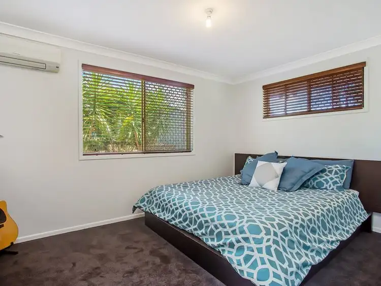 Sixth view of Homely house listing, 4 Macduff Court, Highland Park QLD 4211