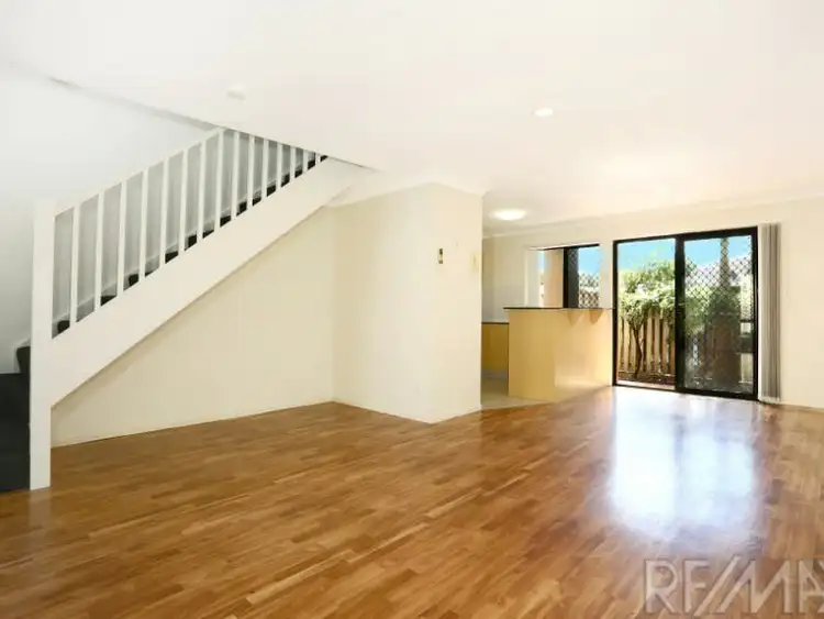 Sixth view of Homely townhouse listing, 18 Bourton Rd, Merrimac QLD 4226