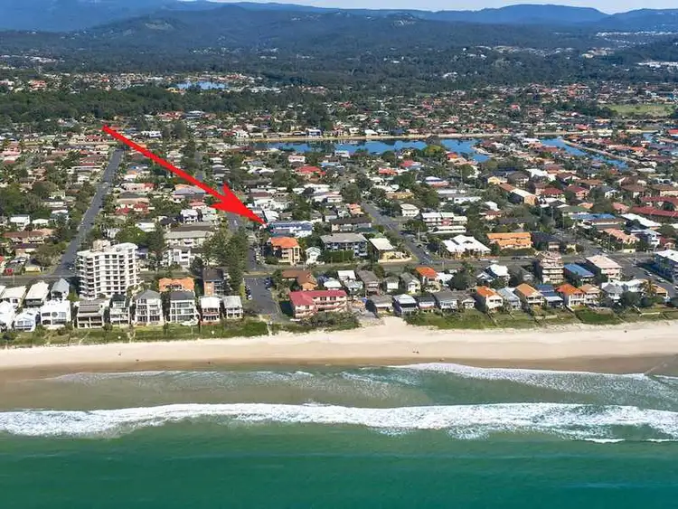 17 Thirteenth Avenue, Palm Beach QLD 4221