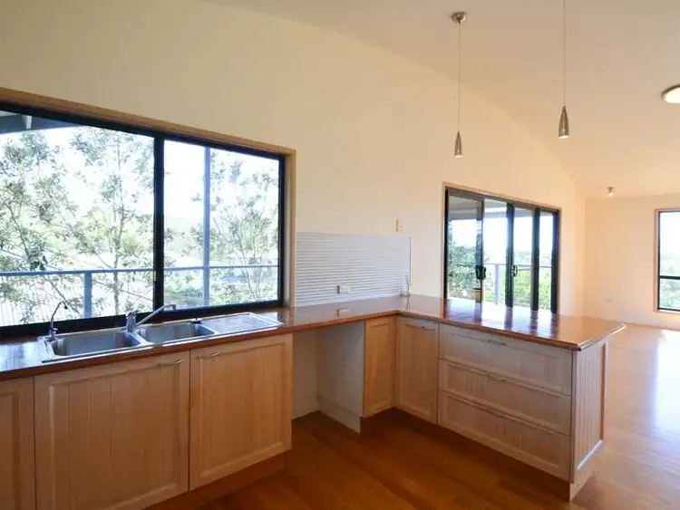 25 Sayre Crescent, Boyne Island QLD 4680