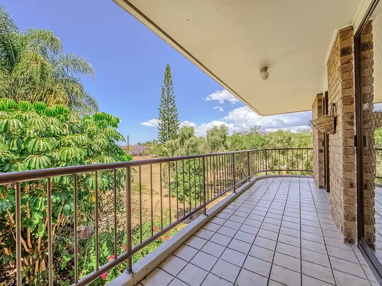 8/13 Christina Court, Mermaid Waters QLD 4218